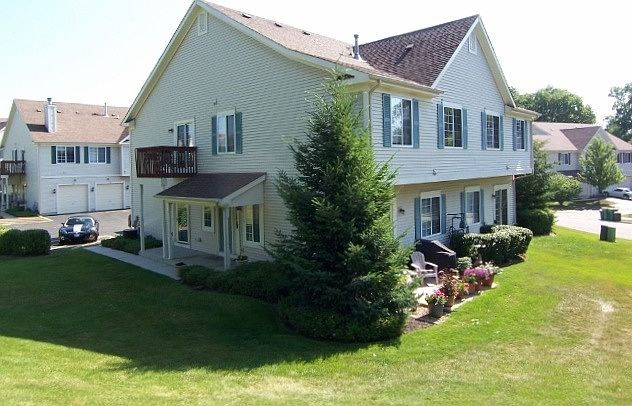 1st image of 648 Windsor Dr
