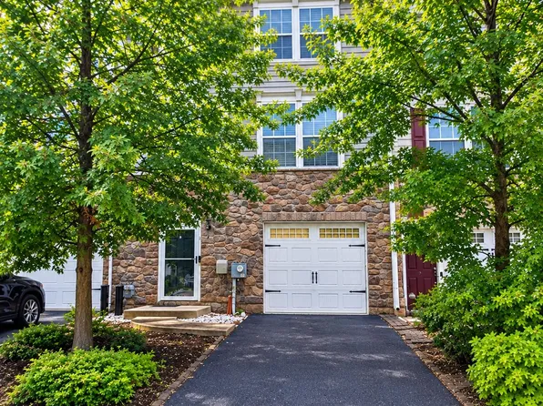 225 W General Grey Ct, Newark, DE 19702
