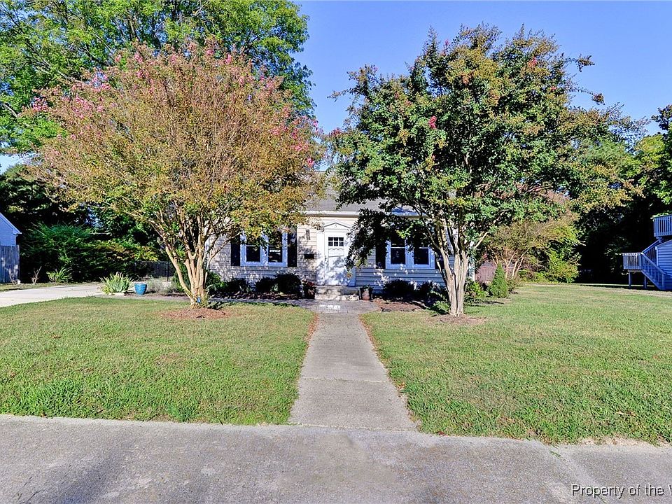 1st image of 5 Monument Dr