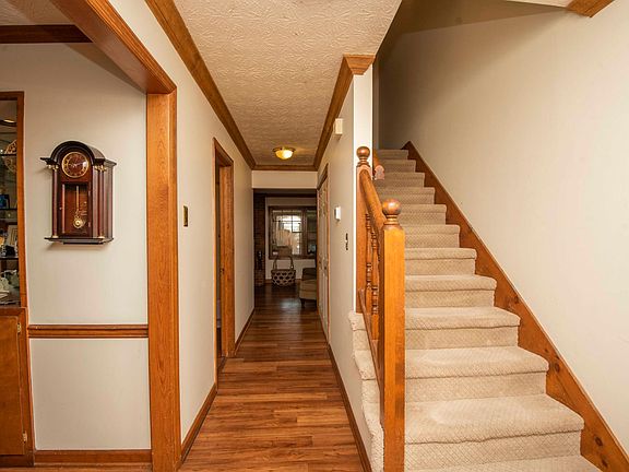 2nd image of 4416 Washington Ct