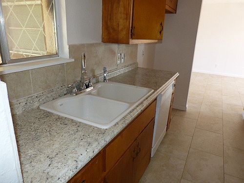 4th image of 901 Sandia Dr