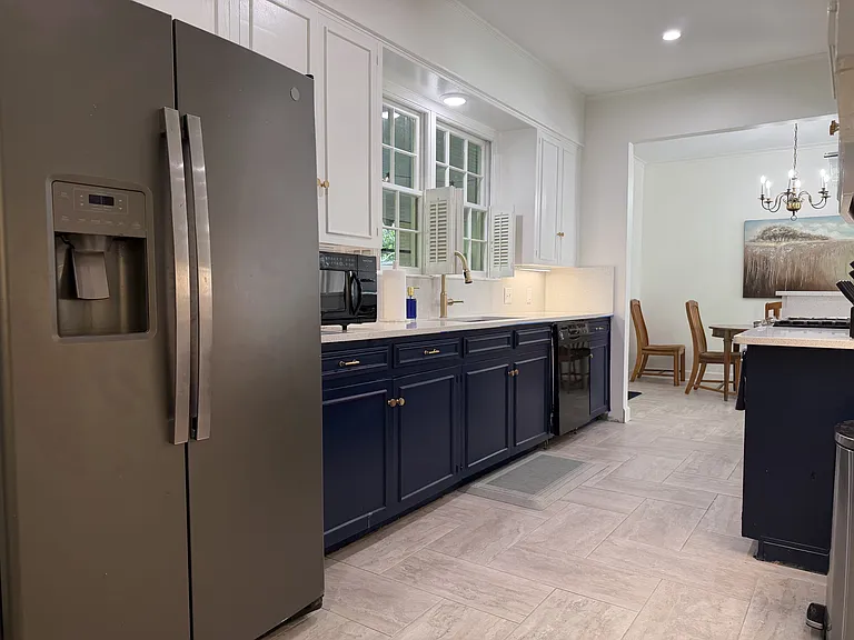1410 Forsythe Ave — Photo 5