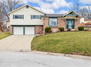 12 Millrace Dr, Saint Peters, MO 63376
