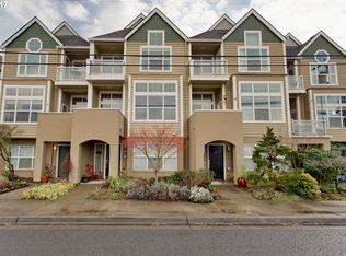 314 NE Bridgeton Rd, Portland, OR 97211