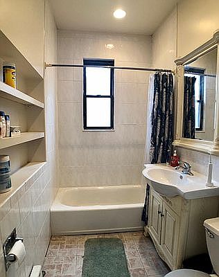 5th image of 30-90 23rd St #2B