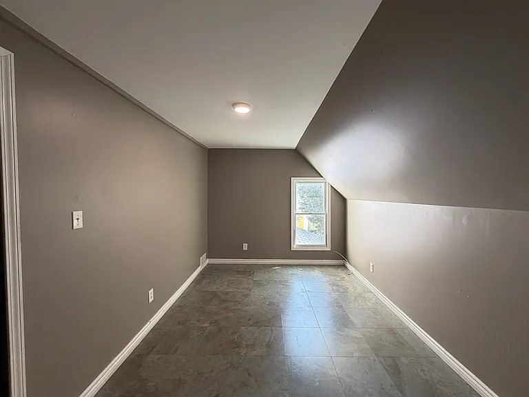 11 Pooley Pl — Photo 17