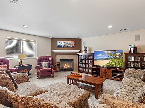 3rd image of 2527 W Palais Dr