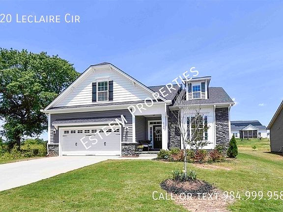2nd image of 120 Leclaire Cir