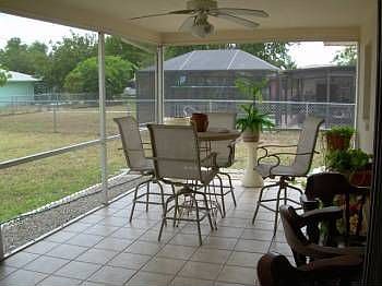5th image of 1714 SE 6th Ter