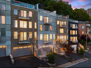 7 Oakdene Ter, Edgewater, NJ 07020