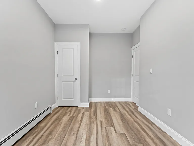 103 Washington Ave #4 — Photo 16