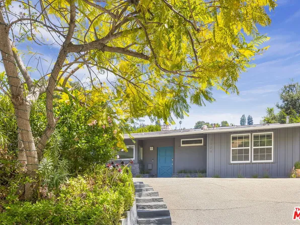 3804 Woodcliff Rd, Sherman Oaks, CA 91403