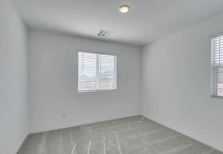 Benhill Grove Ct — Photo 14
