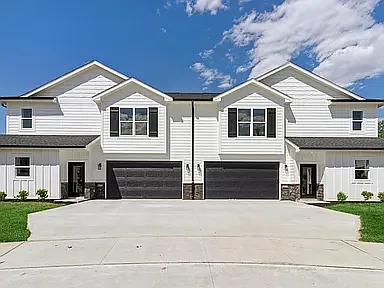 3 bed, 2.5 bath, 1450 sqft, $2,195 — Photo 1