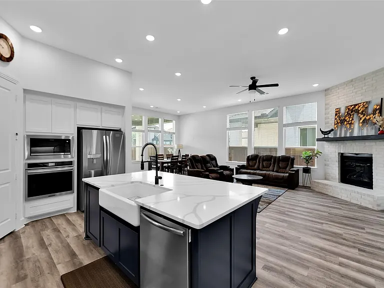 6720 Stags Run — Photo 3