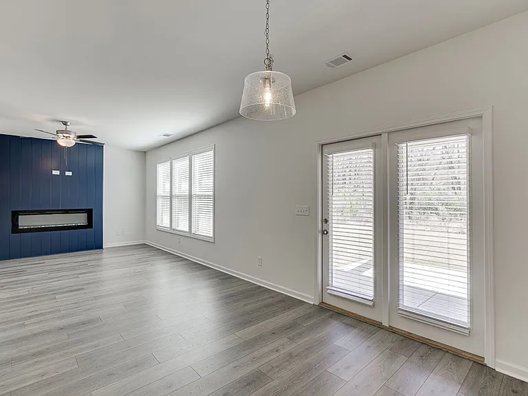 198 Blue Dragon Dr — Photo 14
