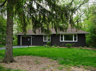 1131 Timber Trails Rd, Downers Grove, IL 60516