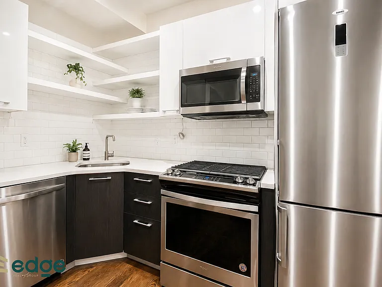 1778 Bergen St #2J — Photo 2