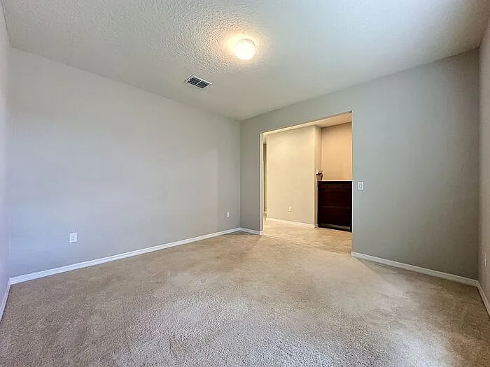 3535 Debois Ct — Photo 11