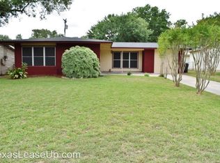 1026 Sumner Dr, San Antonio, TX 78218