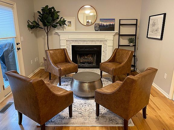 Sitting room off kitchen