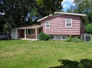 4548 Cleveland Ave, Rockford, IL 61108