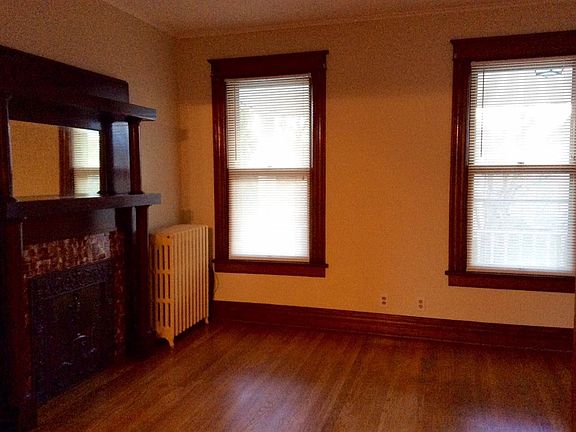 2nd image of 14 Blakley Ct
