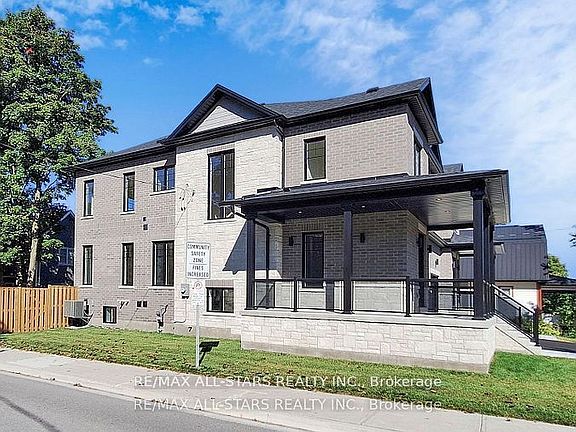 3rd image of 50 3rd Ave S
