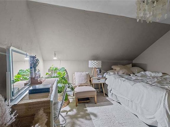 5th image of 17 Boutwell St #3