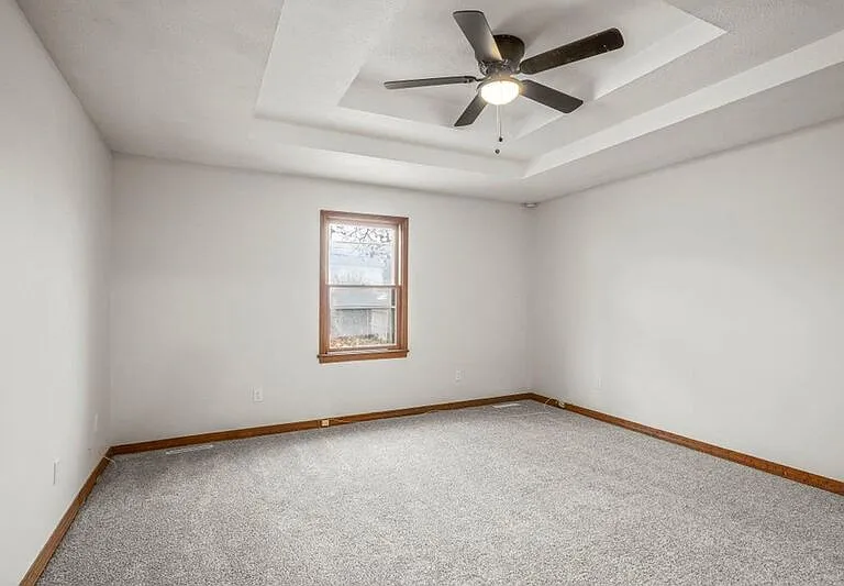 2145 S Todd Ave — Photo 16