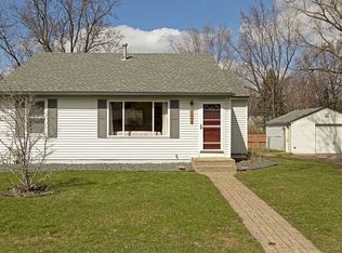 1453 Eldridge Ave E, Maplewood, MN 55109