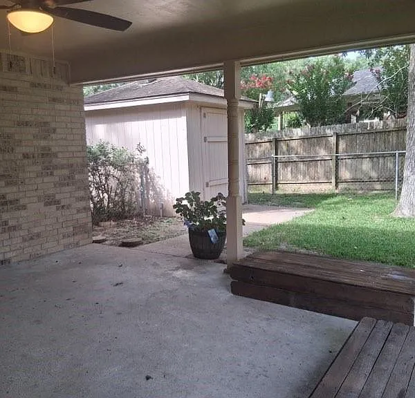 2232 Azalea Cir — Photo 11