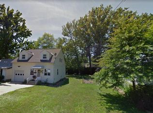 148 Vineyard Rd, Avon Lake, OH 44012