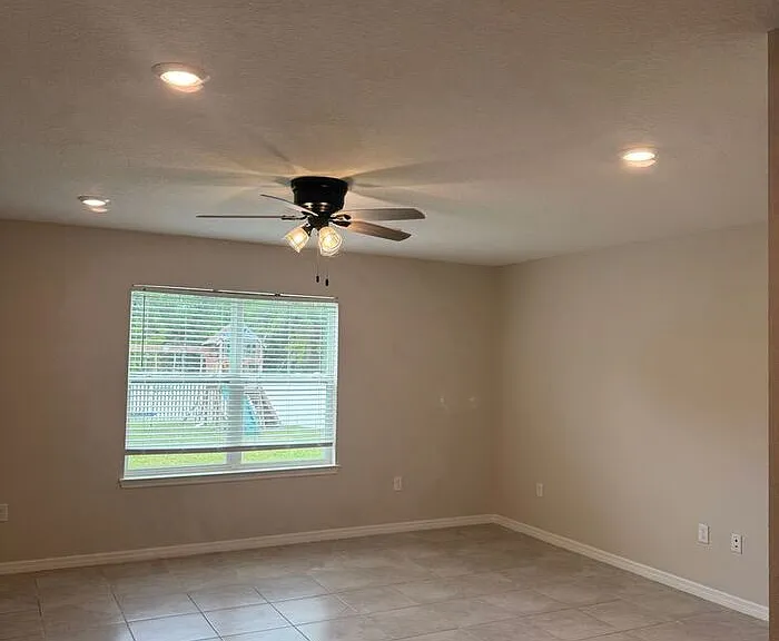 1042 Michelangelo Ln — Photo 13
