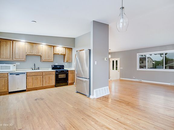 2nd image of 7831 Sprucewood Ave