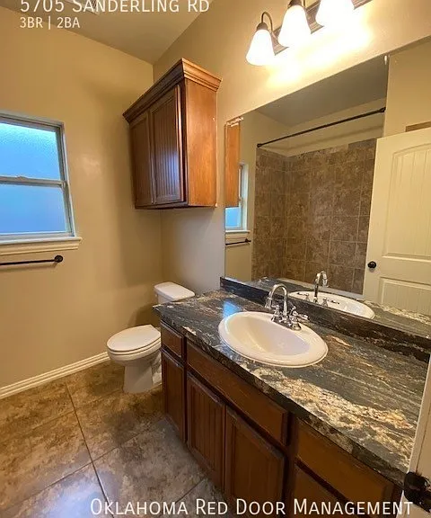 5705 Sanderling Rd — Photo 9