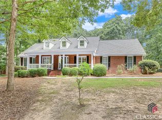 2030 Keeneland Dr, Bogart, GA 30622