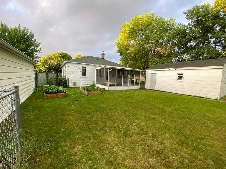 2150 Hyde Ave — Photo 45