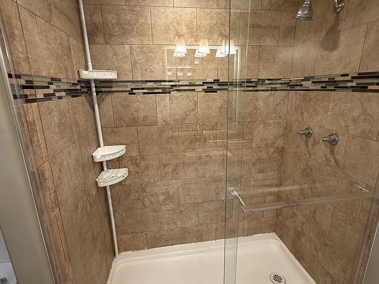 221 Lower Kimo Dr — Photo 6