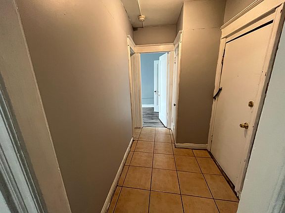 3rd image of 582 Park Ave #2