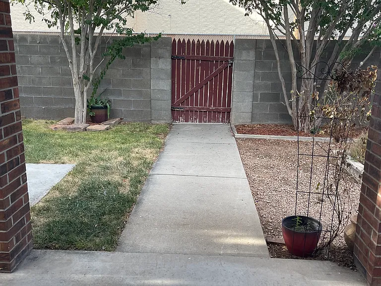 1618 Marquis Ln — Photo 40
