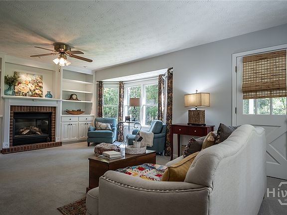 4th image of 1181 Pete Dickens Road