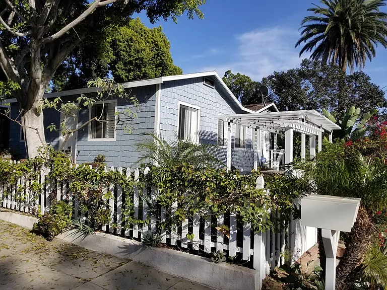 2287 Duane St — Photo 1