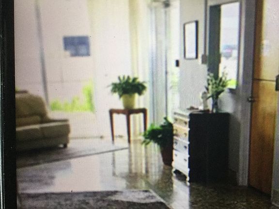 4th image of 1100 Erie Ave Unit 309