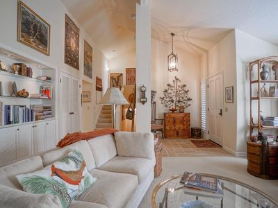 105 White Oaks Ln, Carmel Valley, CA, 93924