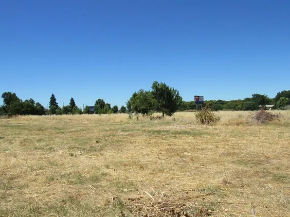1823 Phillips Rd, Yuba City, CA 95991