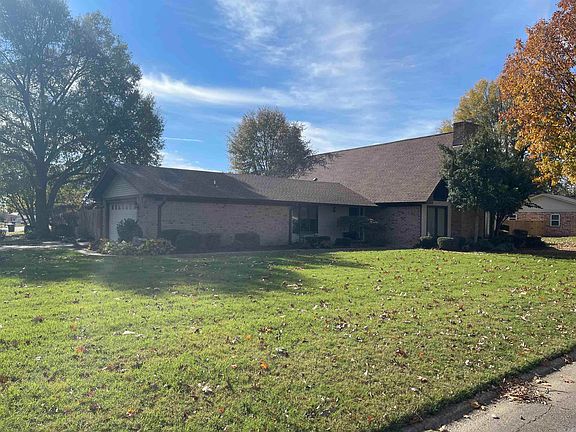 3rd image of 107 Liles Dr