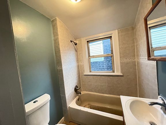 4th image of 49 N 13th St #3E