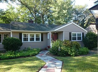 40 Vfw Pkwy, West Roxbury, MA 02132