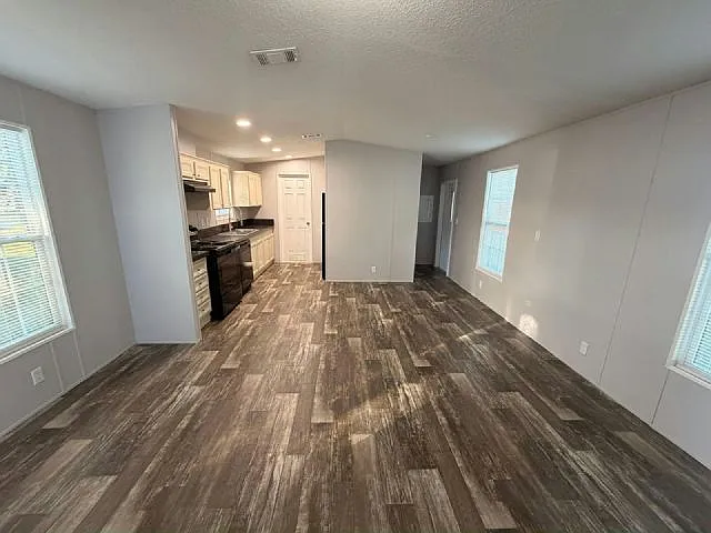 1234 Reynolds Rd #204 — Photo 5